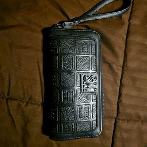 Steve Madden wristlet